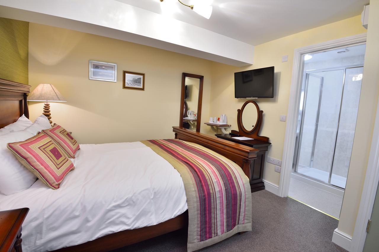 The George Hotel Crewkerne Zewnętrze zdjęcie